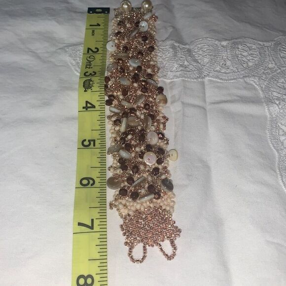 Handmade Seed Bead Mother of Pearl Bracelet 7.5” - Picture 15 of 15